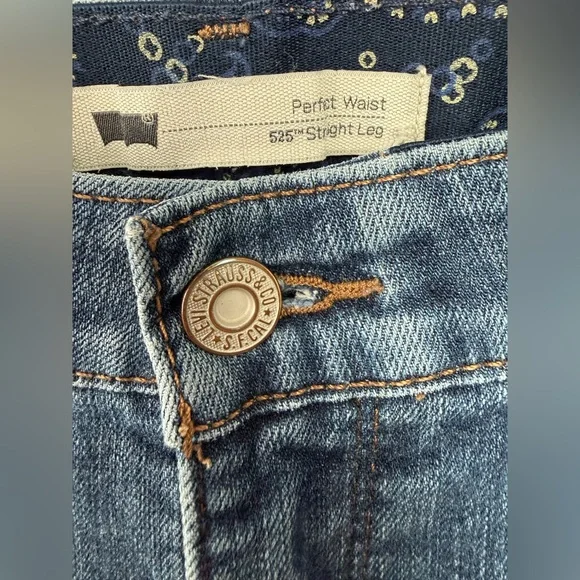 Levi’s 525 Perfect Waist Straight Leg Jeans Women’s W30 L32 Medium Wash - Picture 4 of 8